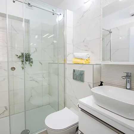 Filipeti 아파트 마카르스카