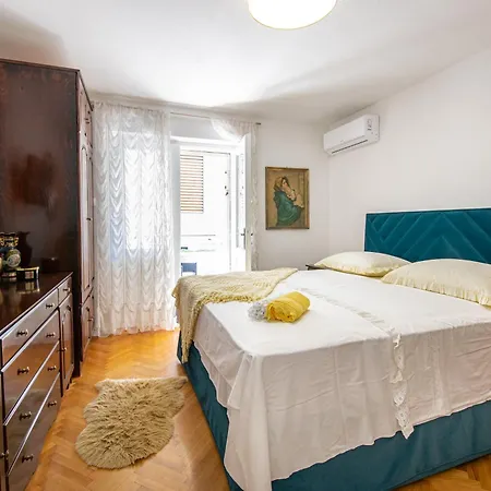 Filipeti 마카르스카